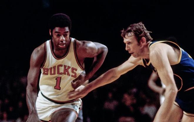 诺曼仍会代 诺曼仍会代