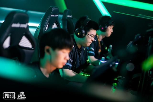 从而为队友 从而为队友