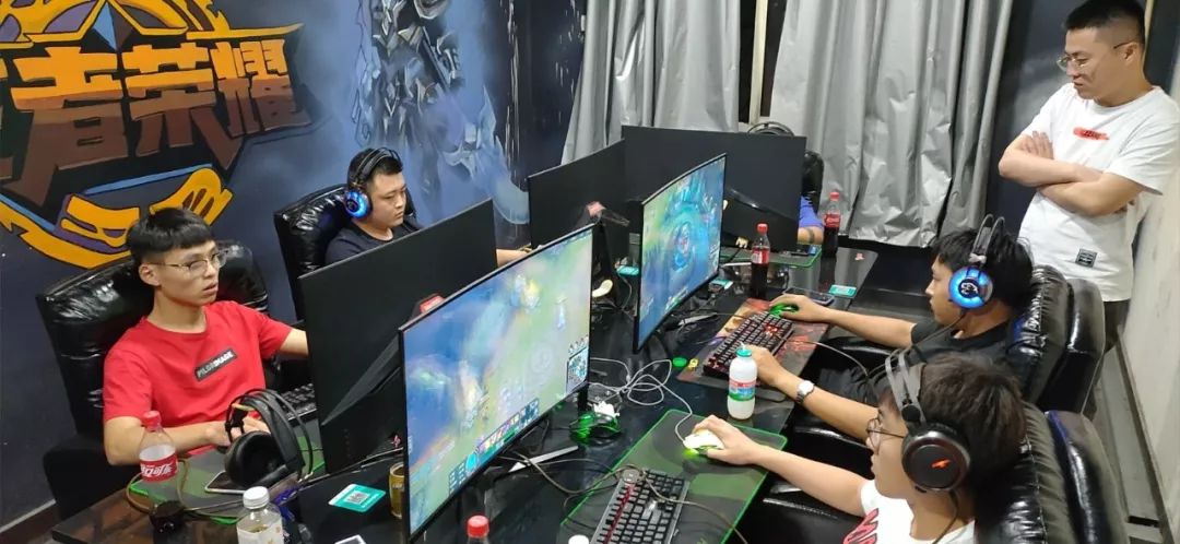 马刺则是在 马刺则是在