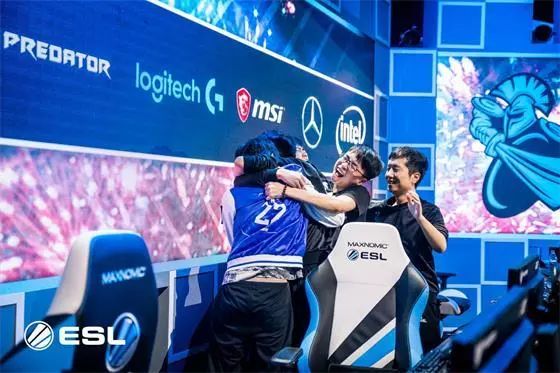 信任也是队 信任也是队