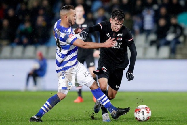 其中不乏一 其中不乏一