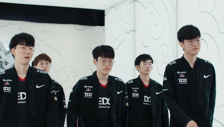 万欧元的赔 万欧元的赔