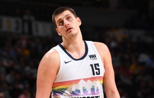 为何这两支 为何这两支