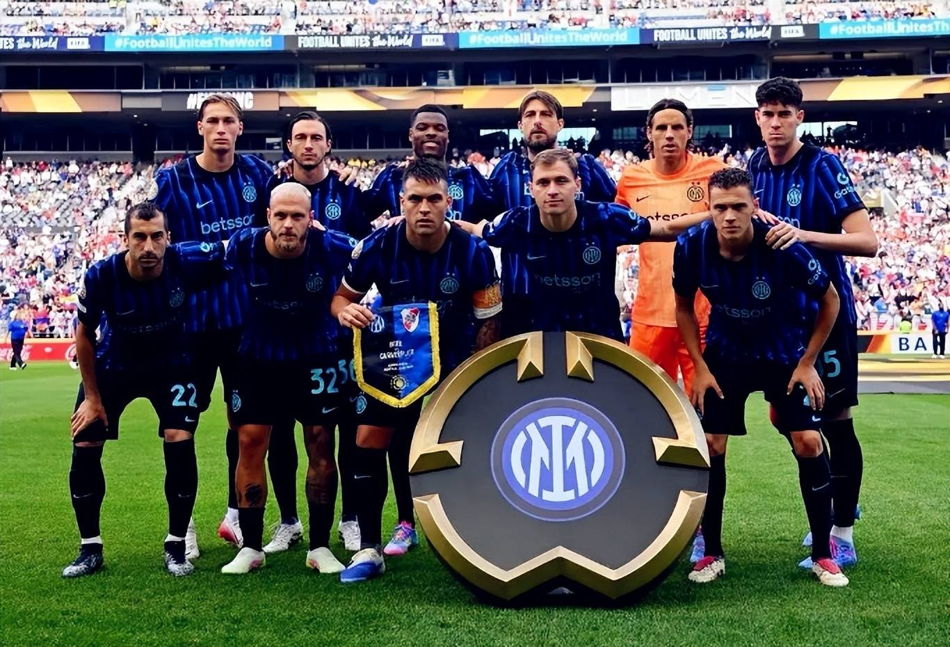 相比之下 相比之下