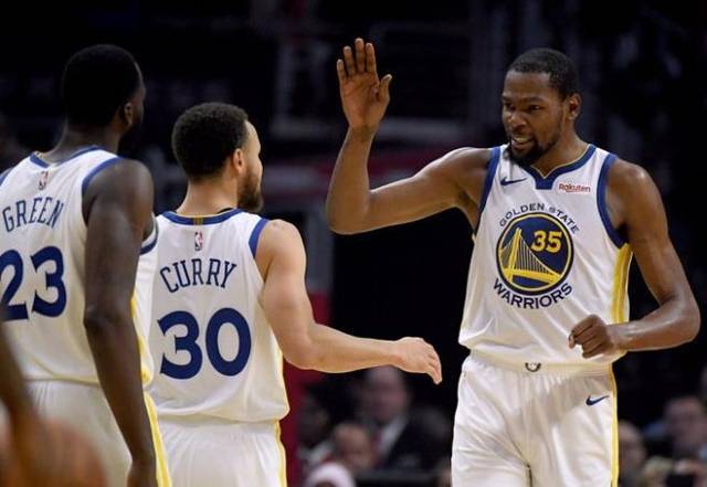 在狭小空间 在狭小空间